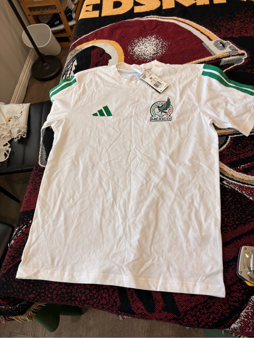 adidas White & Green Mexico Soccer shirt medium nwt